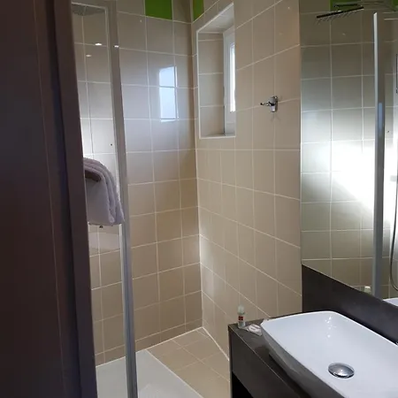 Concorde - Centre 2*