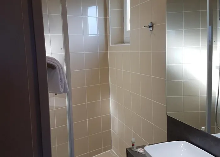 Concorde - Centre 2*